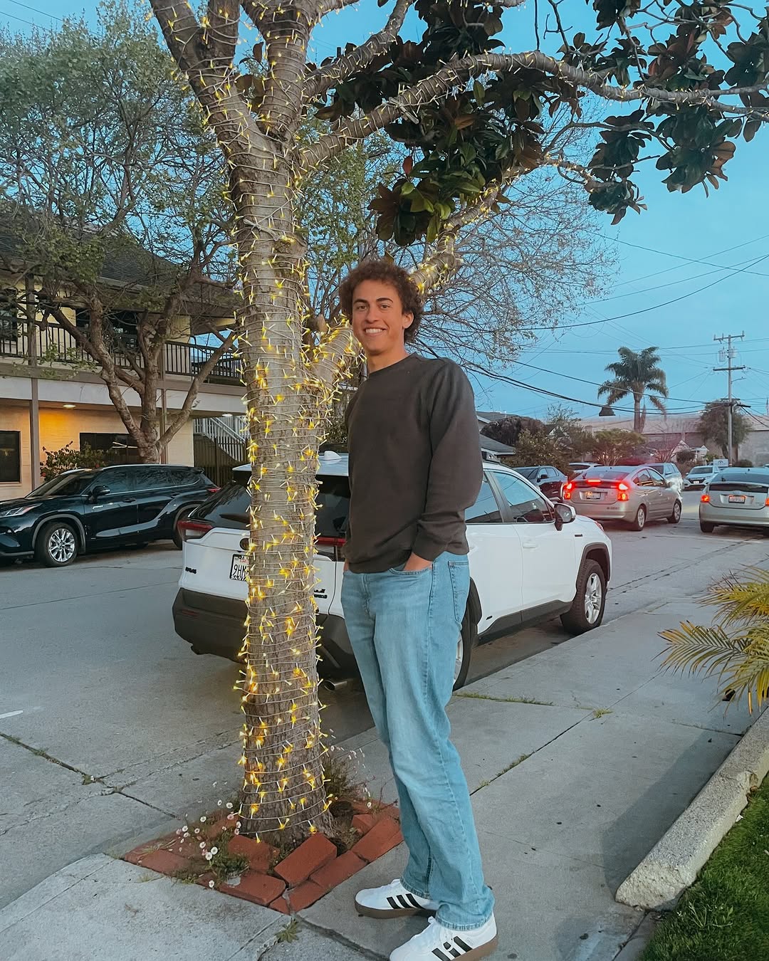 Welcome Graham, back to the HERE Reno team! \ud83c\udf89\n\nGraham is a sophomore at UNR studying Finance with a minor in Risk Management and Economics. He previously worked with us last leasing season and has returned to continue contributing to the team! His favorite part about HERE Reno is the third-floor study lounge. Outside of HERE Reno, Graham enjoys working out, playing golf, exploring Reno, and spending time with friends and family. We're glad to have him back on the team!\n\n