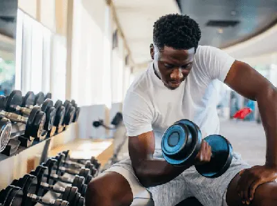 On-site fitness center and coffee bar for students